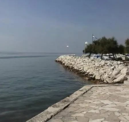 Im Erdgeschoss Mit Panorama Blick * Diklo