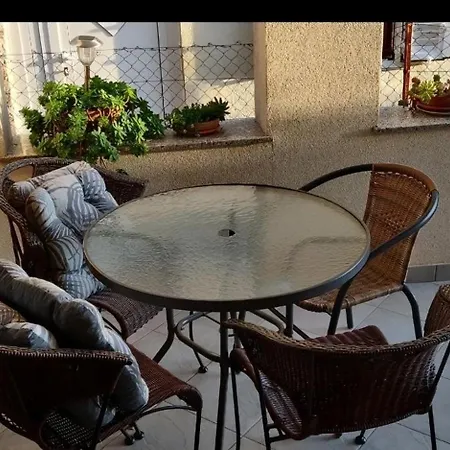 Apartamento Im Erdgeschoss Mit Panorama Blick