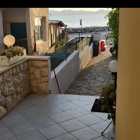 Im Erdgeschoss Mit Panorama Blick *